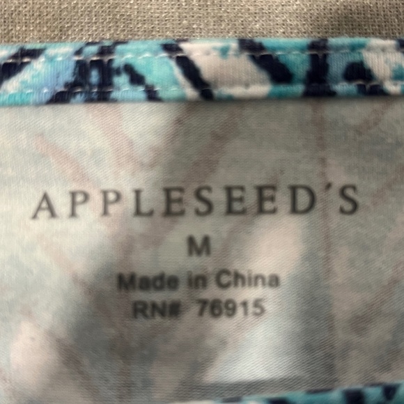 Appleseed's Top with 3/4 length sleeves NWOT - Picture 5 of 5